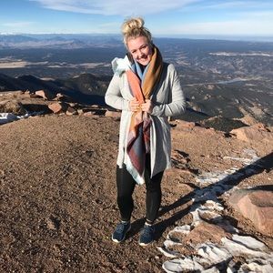 Full Closet Clean Out!!